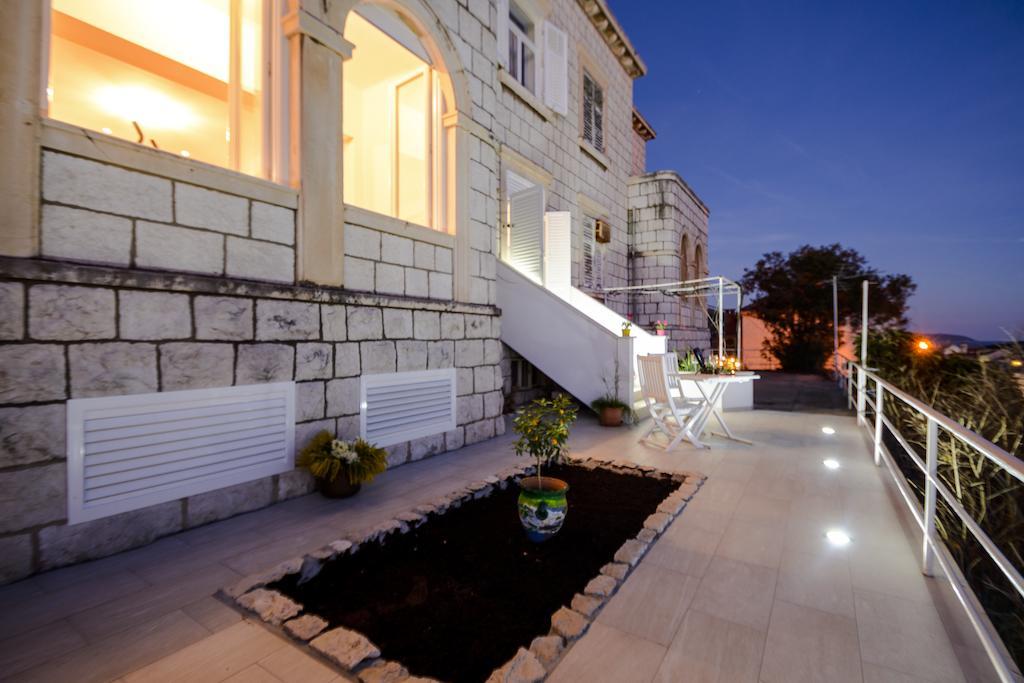 Apartments Dubrovnik Seven ภายนอก รูปภาพ